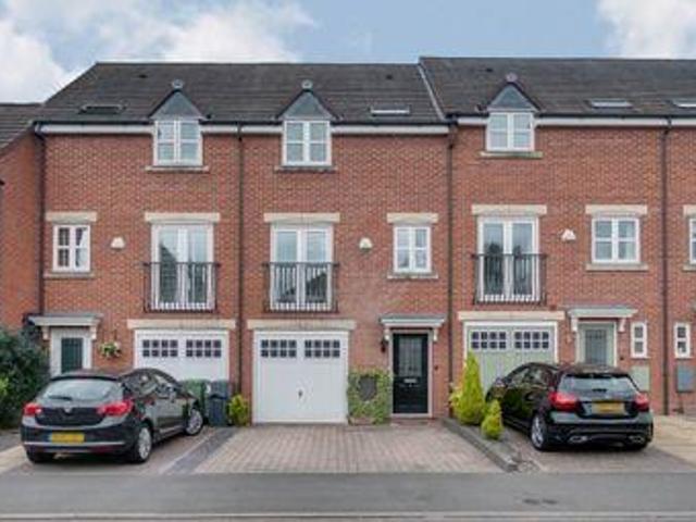 House for sale in Bromsgrove, Worcestershire