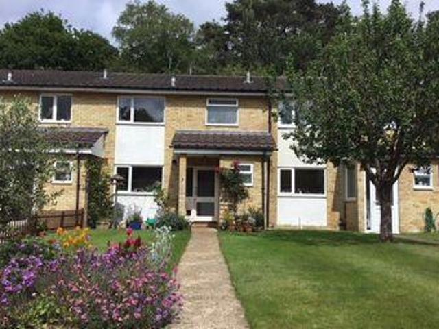 House for sale in Ascot
