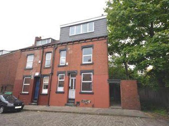 House for sale in Leeds, West Yorkshire