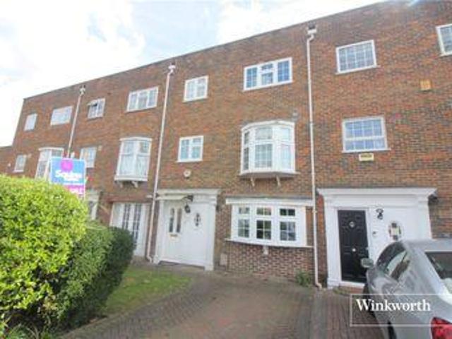 House for sale in Borehamwood, Hertsmere
