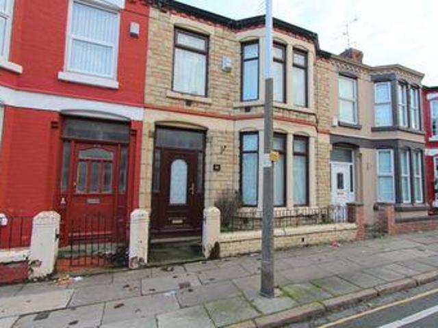 House for sale in Calderstones