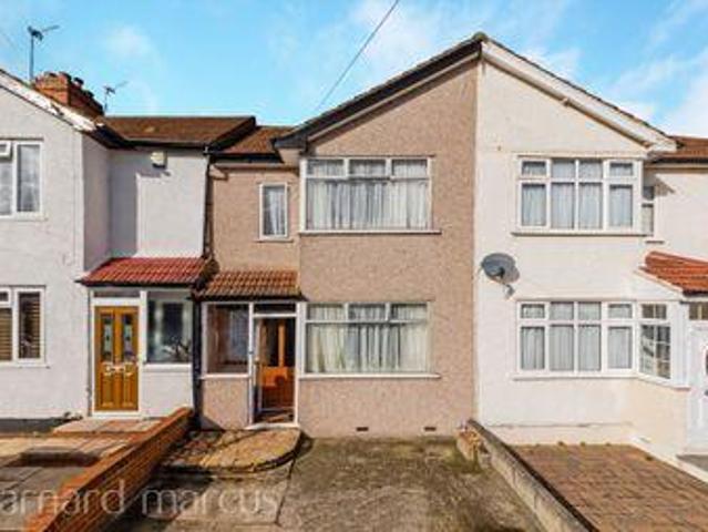 House for sale in Worcester Park, Greater London