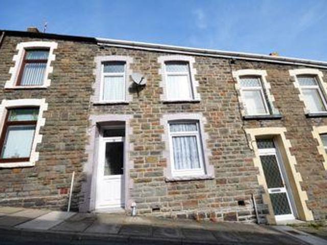 House for sale in Mid Glamorgan, Cymru / Wales