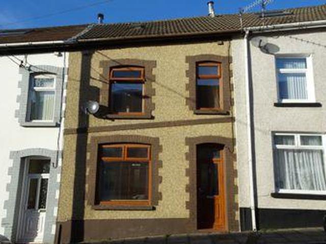 House for sale in Mid Glamorgan, Cymru / Wales