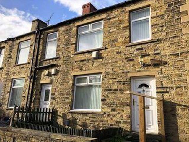 House for sale in Huddersfield, Kirklees