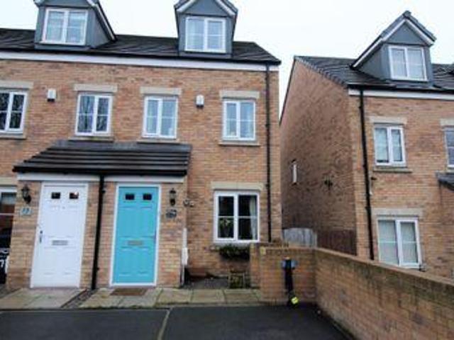 House for sale in Halifax, West Yorkshire