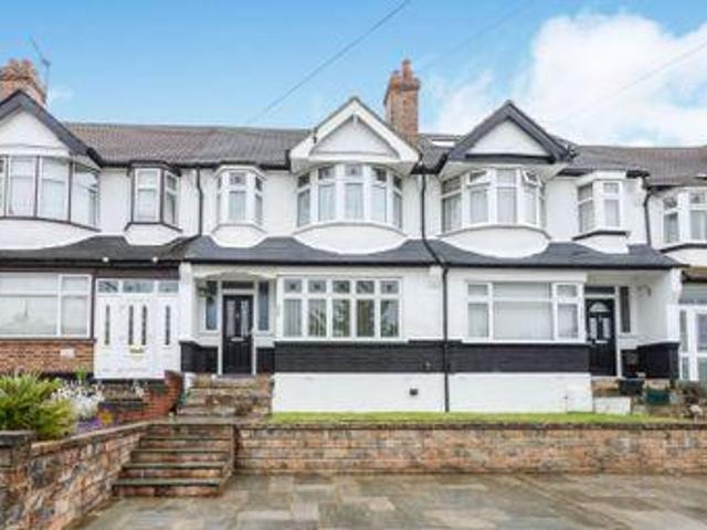 House for sale in West Wickham, Greater London