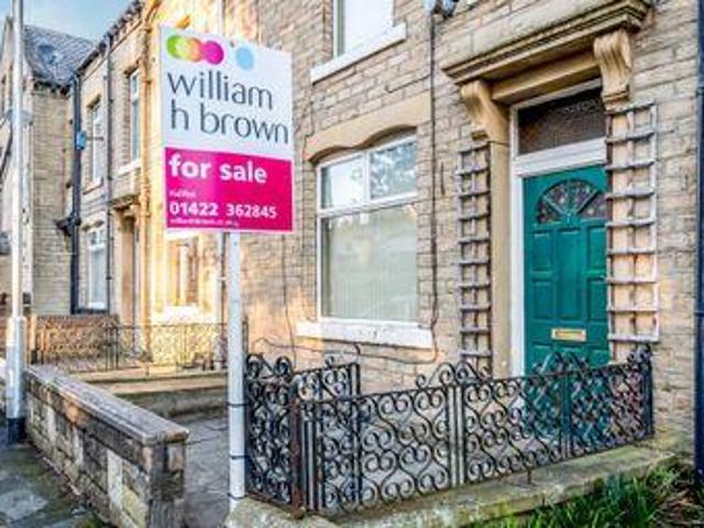 House for sale in Halifax, West Yorkshire