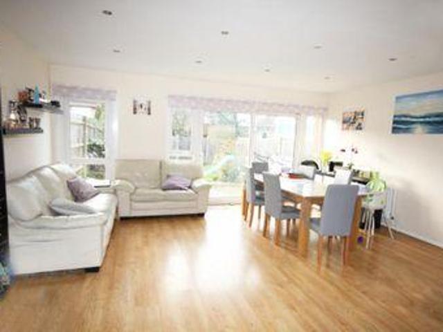 House for sale in Edgware, Greater London