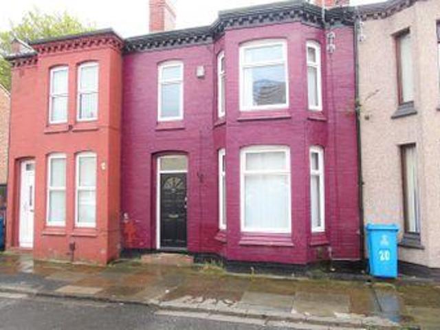 House for sale in Calderstones