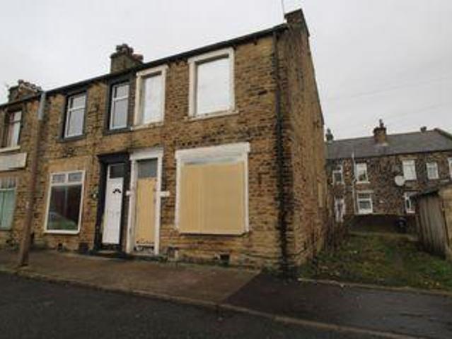House for sale in Halifax, West Yorkshire
