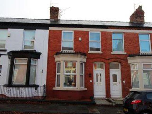 House for sale in Calderstones