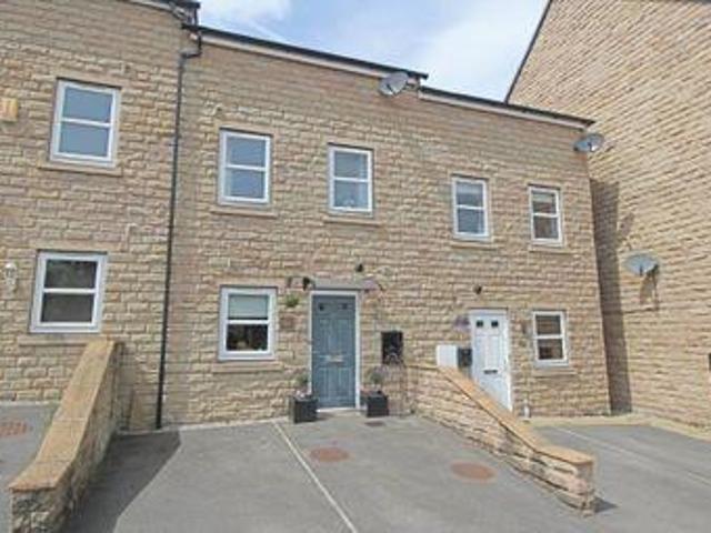 House for sale in Holmfirth, West Yorkshire
