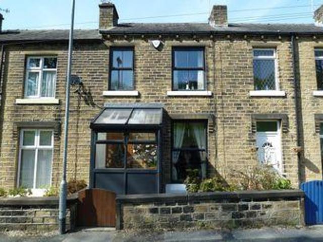 House for sale in Huddersfield, West Yorkshire