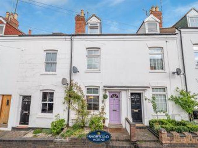 House for sale in Green Close, Warwickshire