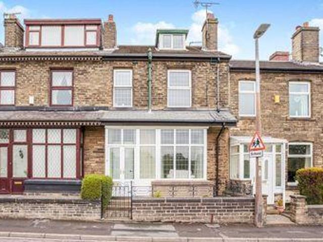 House for sale in Cleckheaton, West Yorkshire