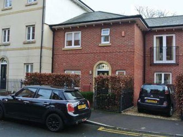 House for sale in Gloucester, Gloucestershire