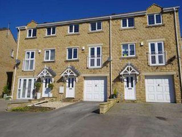 House for sale in Halifax, West Yorkshire