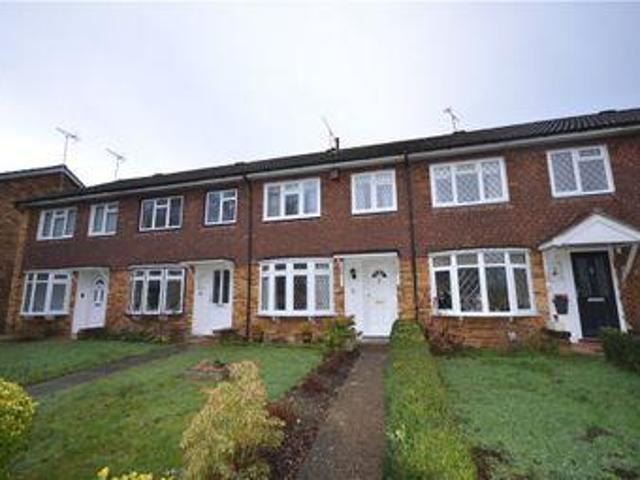 House for sale in Heol-las, Surrey