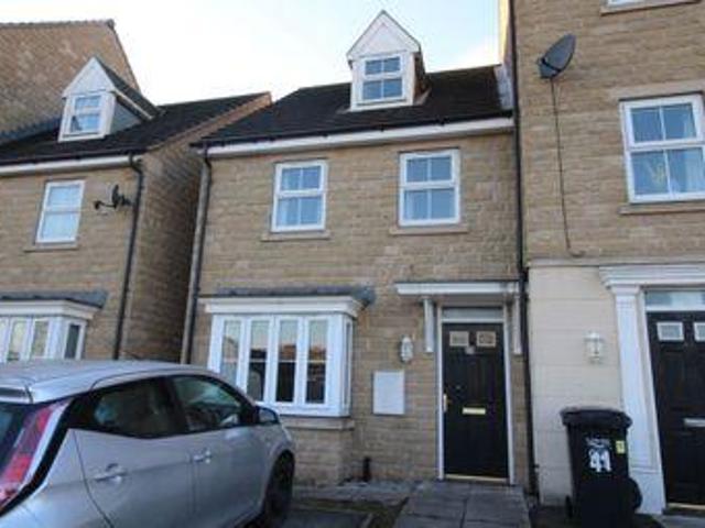 House for sale in Halifax, West Yorkshire