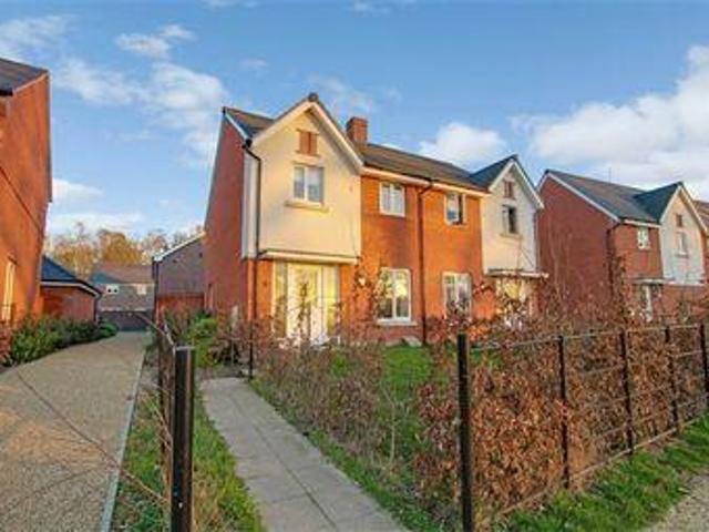 House for sale in Crawley, West Sussex