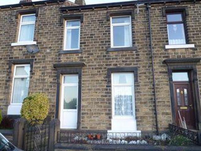 House for sale in Huddersfield, Kirklees