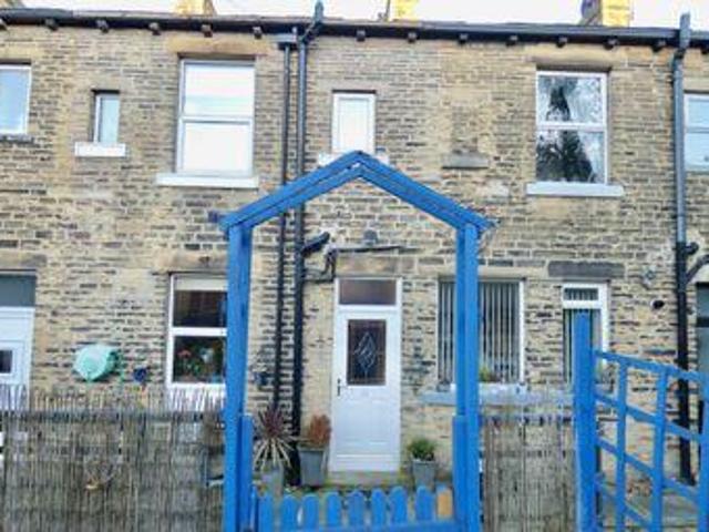 House for sale in Halifax, West Yorkshire