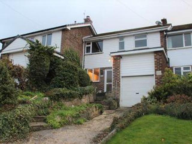House for sale in Charlesworth, East Midlands