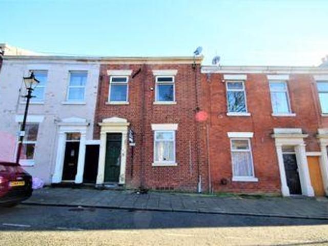House for sale in Higher Bartle, Lancashire