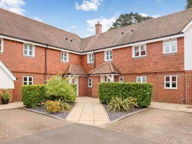 House for sale in Fole, Surrey