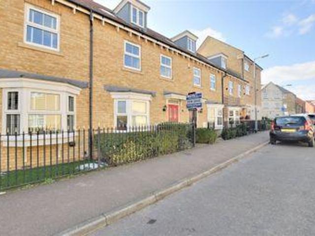 House for sale in Duton Hill
