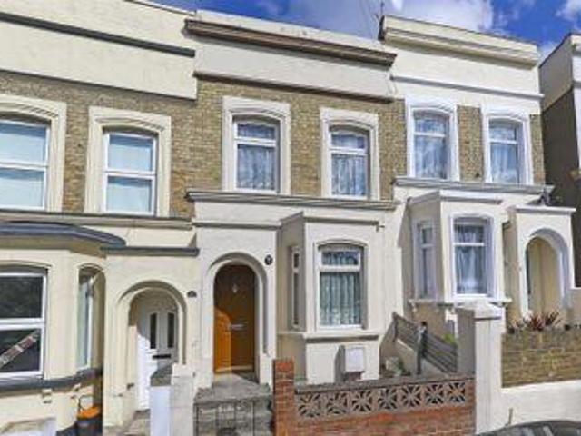 House for sale in Oad Street, Kent