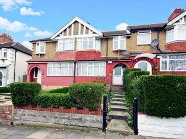 House for sale in Northolt, Greater London