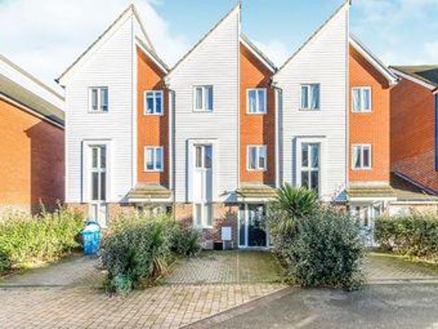 House for sale in Oad Street, Kent