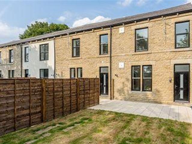 House for sale in Batley, West Yorkshire
