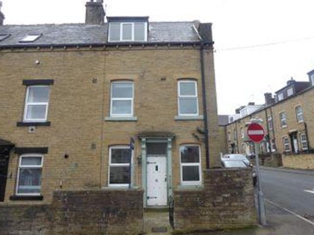 House for sale in Halifax, West Yorkshire