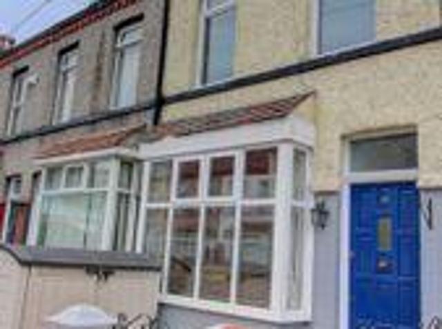 House for sale in Calderstones