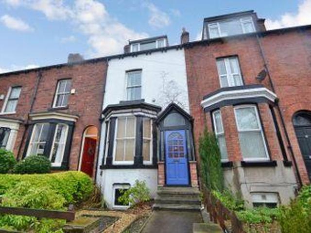 House for sale in Leeds, West Yorkshire