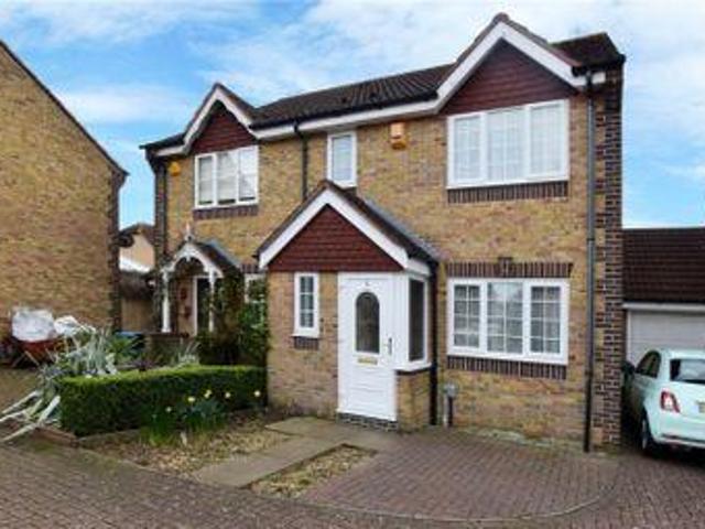 House for sale in Pouchen End, Hertfordshire