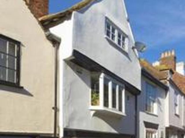House for rent in Oad Street, Kent