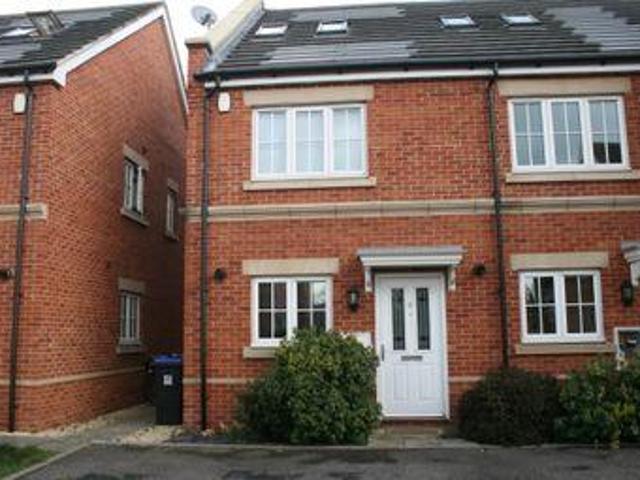 House for rent in Woking, Surrey