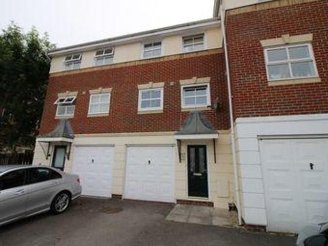 House for rent in Littlecote, West Sussex