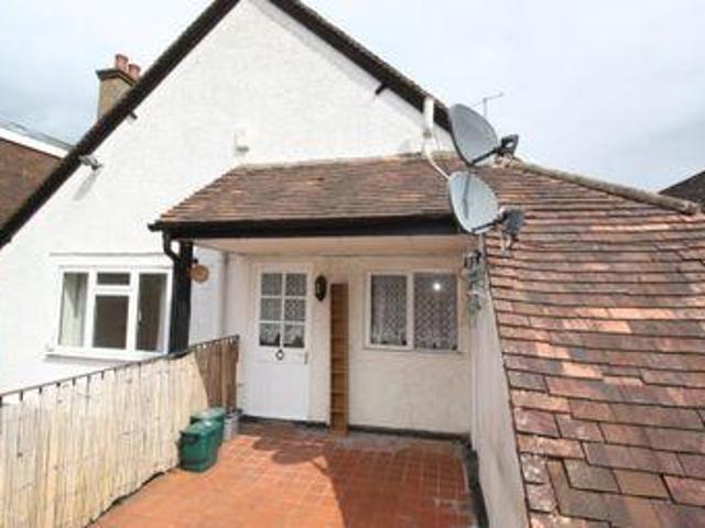 House for rent in Fole, Surrey