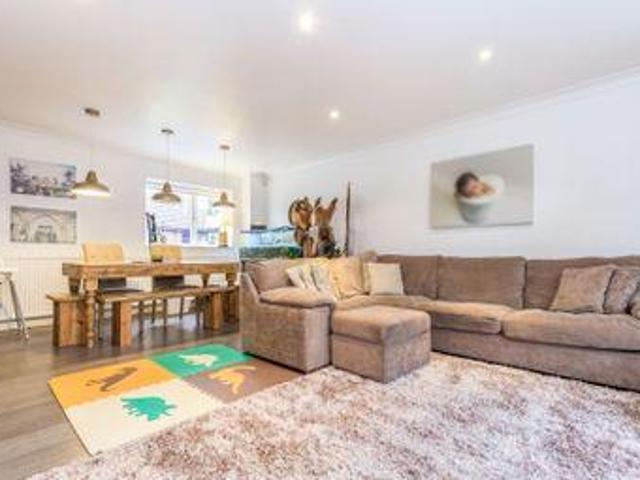 House for sale in Greater London