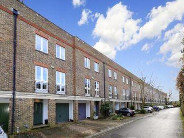 House for sale in Twickenham, Greater London
