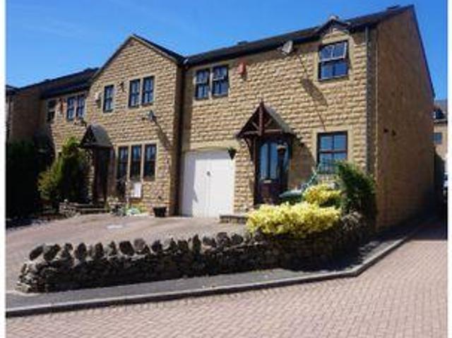 House for sale in Keighley, West Yorkshire