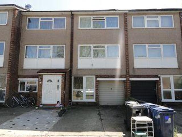House for sale in Northolt, Greater London