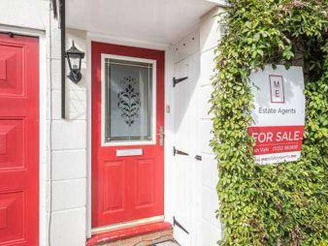 House for sale in Aldershot, Hampshire
