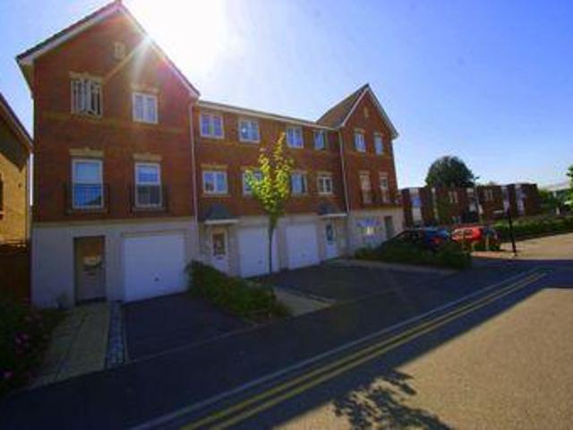 House for sale in Uxbridge, Greater London