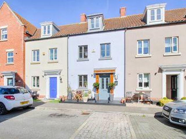 House for sale in Dale Hill, Essex